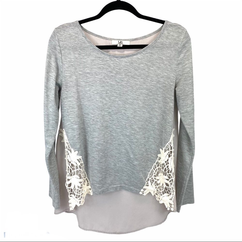 Ya Los Angeles tan and grey top w lace trim  - M